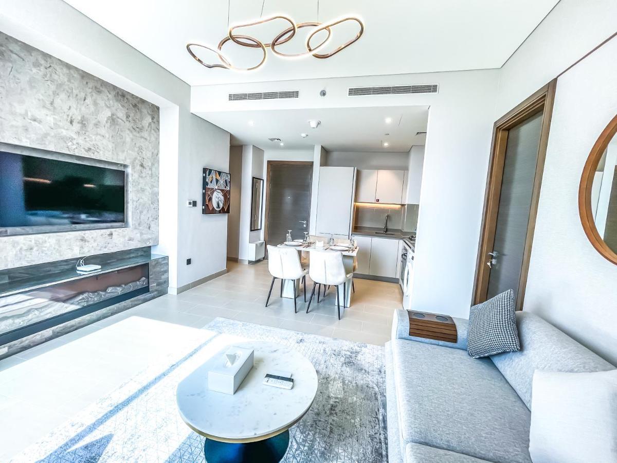 Stay By Latinem Luxury 2Br Holiday Home Cv B2513 Near Burj Khalifa Ντουμπάι Εξωτερικό φωτογραφία