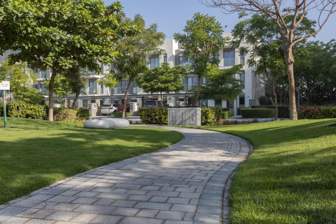 Stay By Latinem Luxury 2Br Holiday Home Cv B2513 Near Burj Khalifa Ντουμπάι Εξωτερικό φωτογραφία